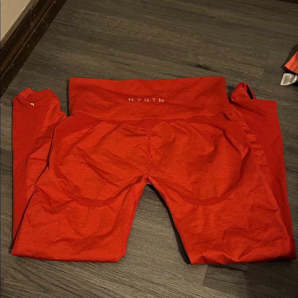 NVGTN Vibrant Red Active Leggings